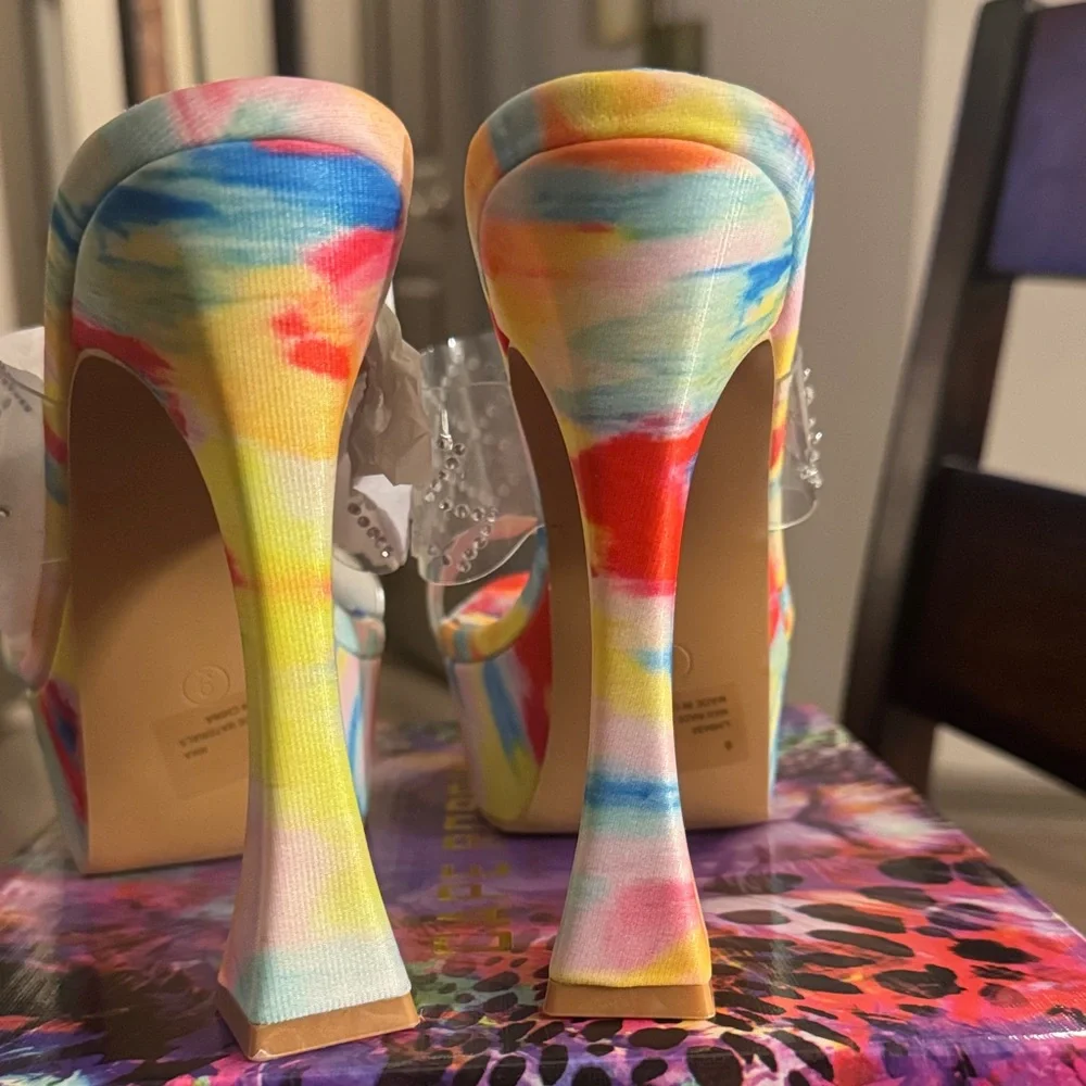 🔥Cape Robbin Risk Platform Shoes Size 9 US Rainbow Dancer Shoes🔥 BRAND NEW
